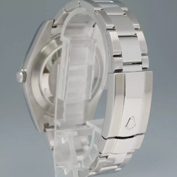 Rolex Men's 41mm Arabic Fluted Dial With Box and Hangtag - Picture 3 of 5